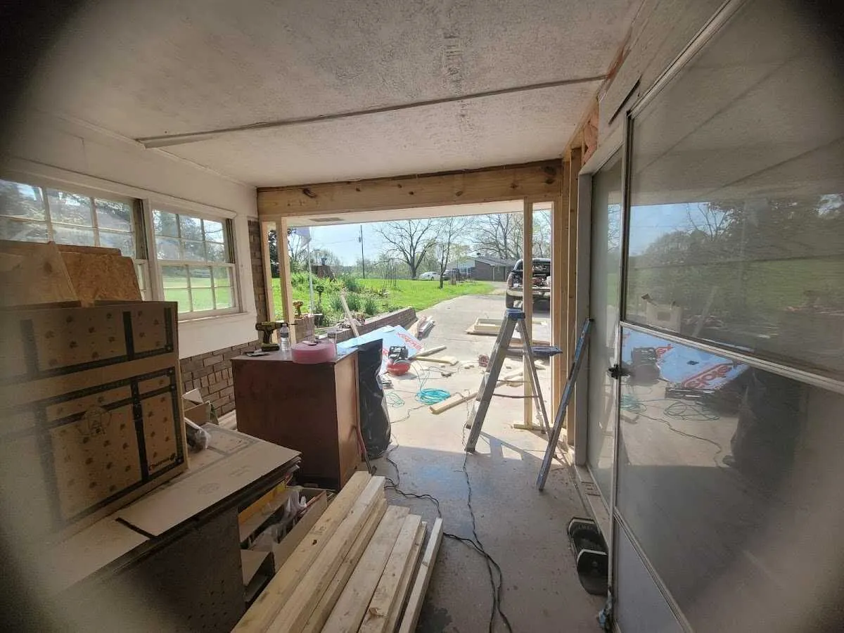 Air movers and dehumidifier for Drying & Dehumidification in Fultondale